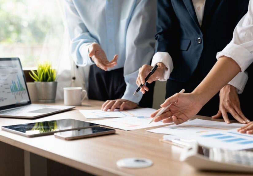 Pourquoi confier votre strategie web marketing a une agence dediee ?